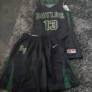Women’s Baylor university basketball uniform
